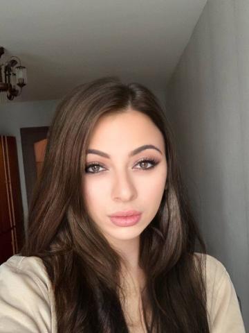Ева